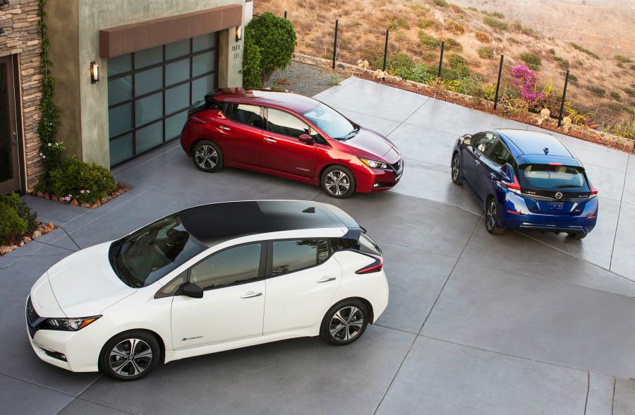  Nissan Leaf 2018 года  (NA) (фото 16 из 104)